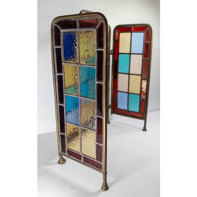 Early 20th Century American Arts & Crafts Colorful Stained Glass Fireplace Screen For Sale - Image 14 of 18