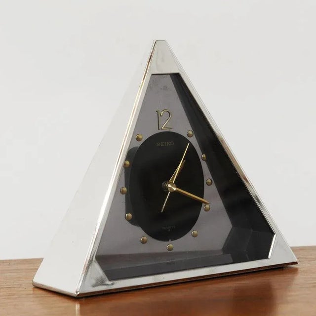 Black Vintage Triangular Mantle Clock by Seiko for Barcelona 92 Olympics, 1990s For Sale - Image 8 of 9