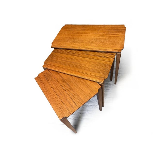 Mid-Century Modern Teak Nesting Tables by Richard Hornby for Fyne Ladye, 1960s, Set of 3 For Sale - Image 9 of 13