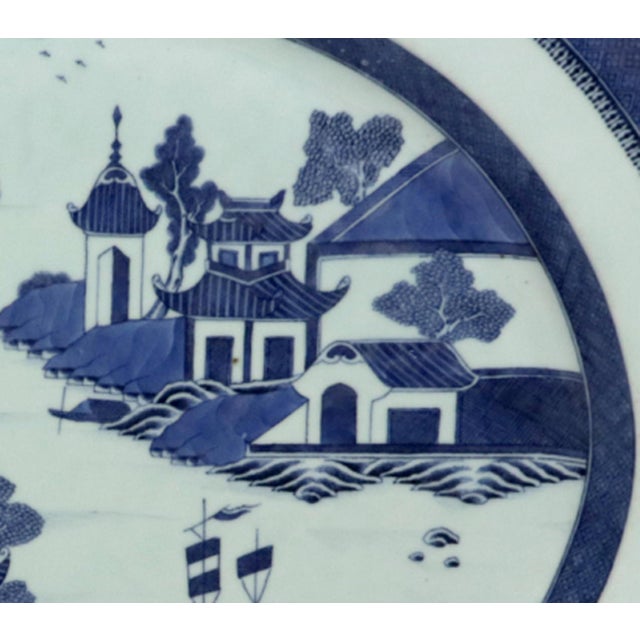 Chinese Export Porcelain Canton Large Blue & White Serving Dish For Sale In Philadelphia - Image 6 of 10