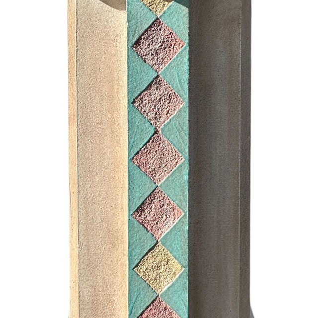 1980s Austin Productions Geometric Pedestal Stand For Sale In New York - Image 6 of 7