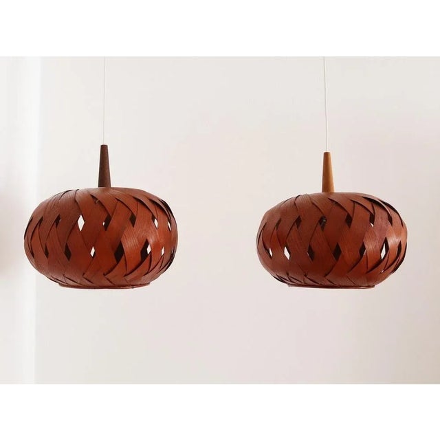 Organic Modernist Natural Teak Wood Veneer and Wicker Pendant Lamp, 1960s For Sale - Image 13 of 18