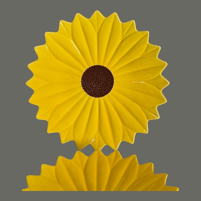 Mid-Century Modern Late 20th Century Ceramic Yellow Sunflower Shaped Harvest Spice Serving Plates - Set of Four For Sale - Image 3 of 6