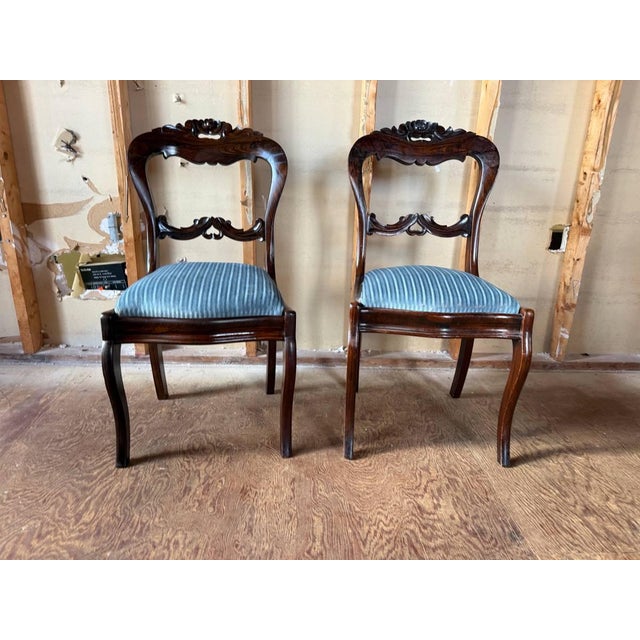 Antique Victorian Style Balloon Back Side Chairs. Set of 3 It features carved shaped back and carved centre splat. Drop in...