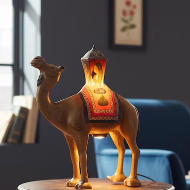 Vintage Mid-Century Modern Orientalist Hand-Painted Camel Skin Saddle Table Lamp For Sale - Image 4 of 5