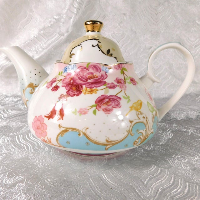 Grace’s Teaware Teapot and Warming Stand in Pink Rose Dots # 27491 For Sale - Image 9 of 16