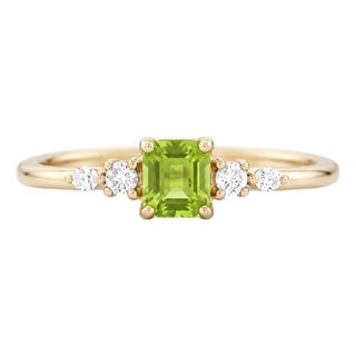 Natural Peridot Ring • Green Gemstone Stacking Ring • Vintage Inspired Five-Stone Band • August Birthstone Ring Us 7 For Sale