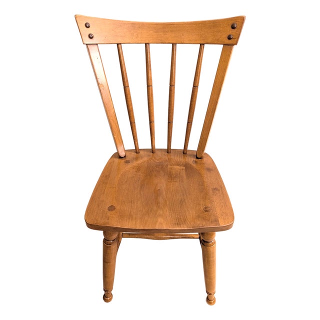 1960s Ethan Allen Heirloom Nutmeg Maple Chair Spindle Back For Sale