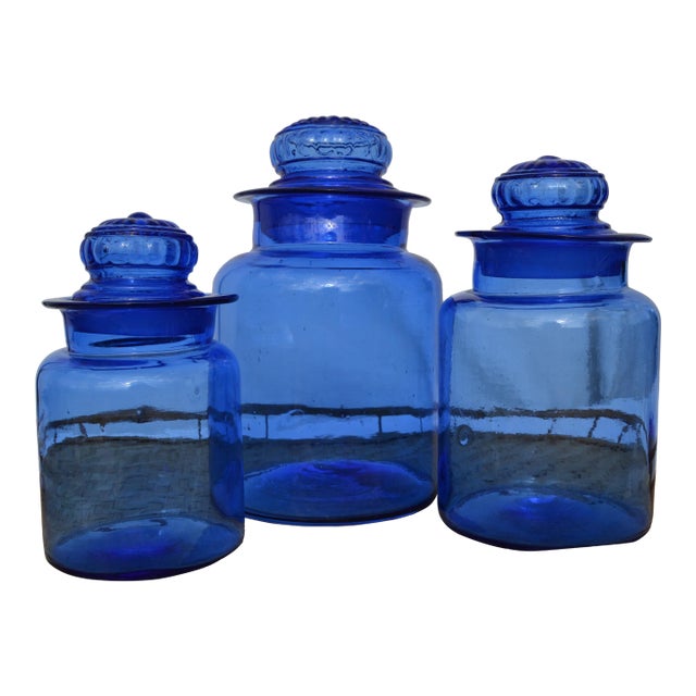 Mid 20th Century Takahashi Hand Blown Cobalt Blue Glass Apothecary Jars With Lids- Set of 3 For Sale
