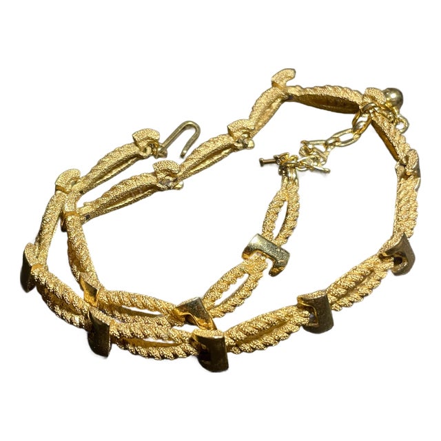 MCM Jewelry by Trifari "Twisted Cord" Golden Rope Link Choker Necklace For Sale