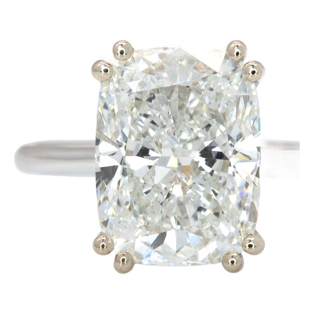 5Ct Lab Diamond Ring With Sapphire Accent and Natural Diamonds Halo in 14k Gold, Size 6.75 For Sale