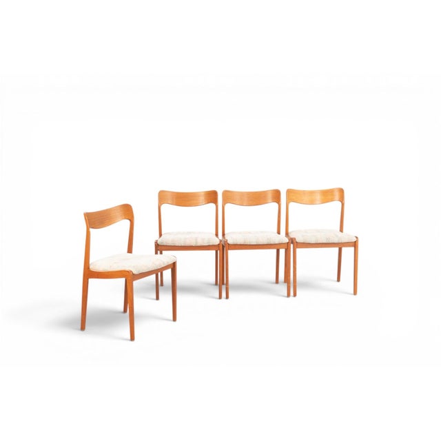 Mid-Century Modern Set of Four 1960s Danish Teak Dining Chairs For Sale - Image 3 of 6