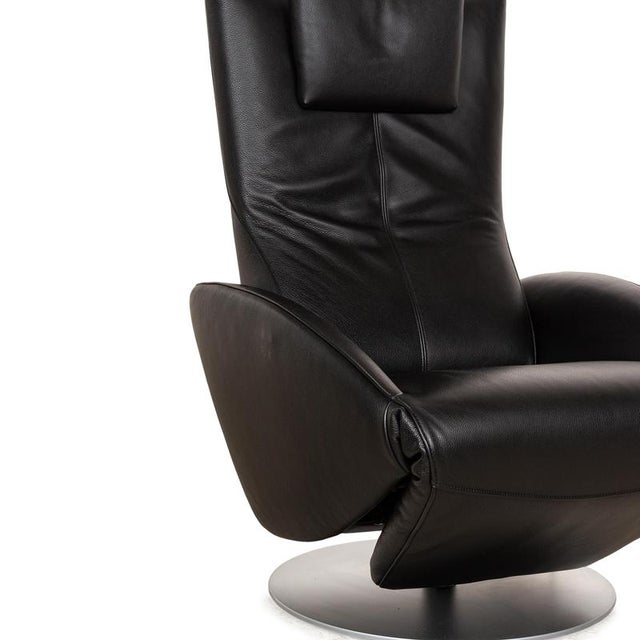 Modern Mate Leather Chair from FSM For Sale - Image 3 of 16