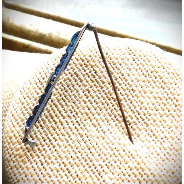 Metal Blue Square Cut Art Deco Stone Bar Pin, Seed Pearl, Silver For Sale - Image 7 of 12