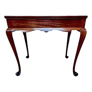 1940s Queen Anne Style Mahogany Tea Table With Double Pullout Trays For Sale