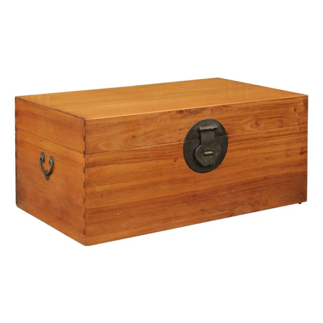 1920s Asian Camphor Wood Box with Traditional Lockset and Lateral Handles For Sale