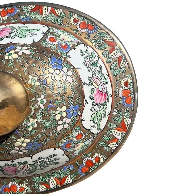 Chinoiserie Vintage Gilt Chinoiserie Pink Famille Rose Oval Ceramic Tureen With Lid and Underplate For Sale - Image 3 of 5