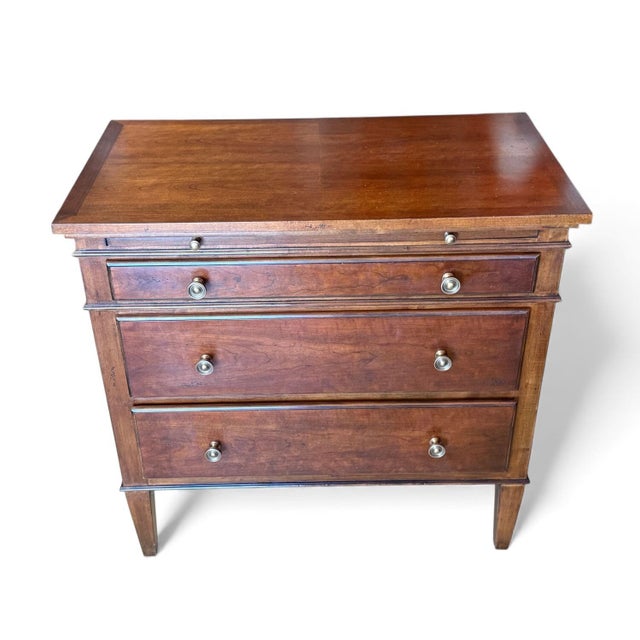 Mahogany 3 drawer chest made by Hickory White. The Hickory White Mahogany Bachelor Chest, Nightstand or End Table has a...