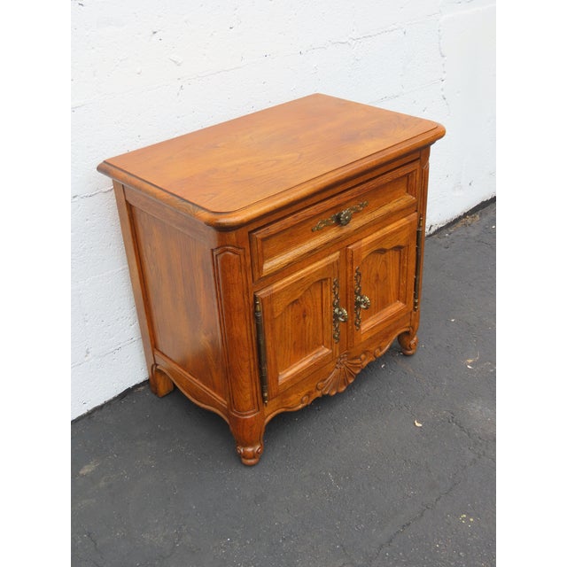 Mid 20th Century Ethan Allen French Large Nightstands Bedside End Tables a Pair 6648 For Sale - Image 5 of 15