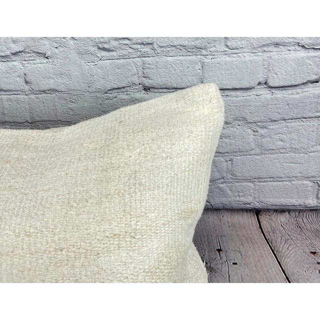 Turkish 16 x 24 Hemp Pillow Turkish Cushion Natural White Pillow Cushion Cover For Sale - Image 3 of 4