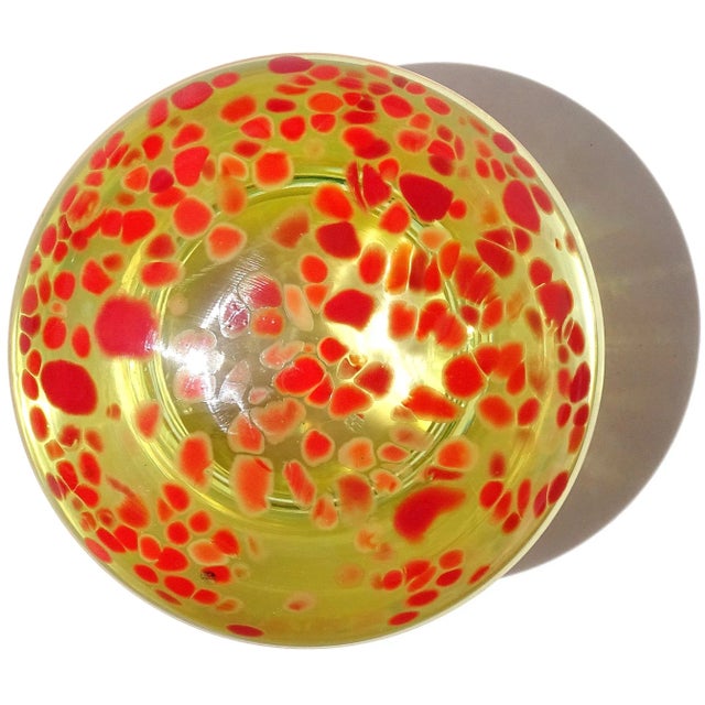 Galliano Ferro Murano Mushroom Glowing Uranium Yellow Toadstool Red Orange Spots Vintage Italian Art Glass Paperweight Sculpture For Sale - Image 4 of 10