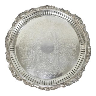 Vintage Baroque by Wallace Silver Plated Round Footed Serving Platter Bar Tray For Sale