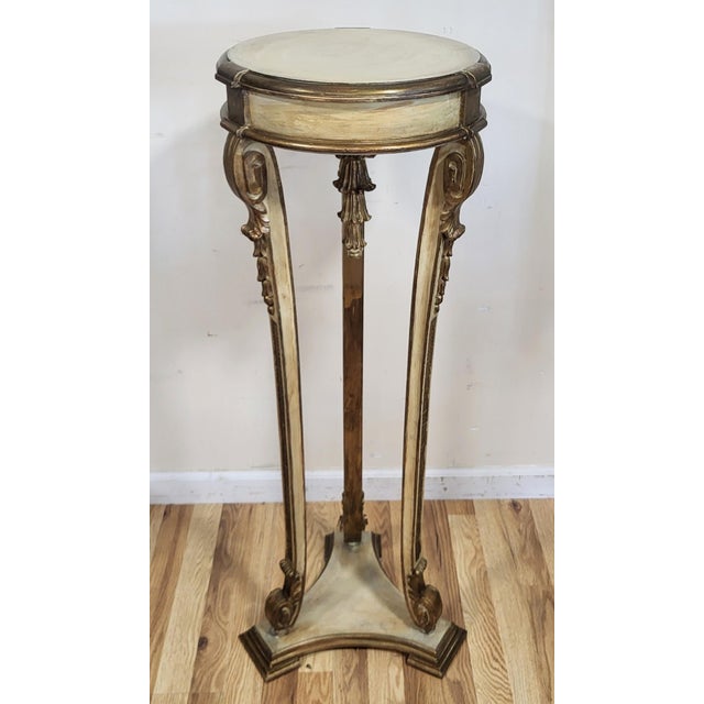 Renaissance Vintage Italian 20th C Carved & Gilt Venetian Pedestal Table Fern Stand For Sale - Image 3 of 11
