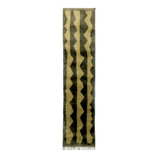 Custom Beni Mrirt Wool Runner 3' X 10' For Sale