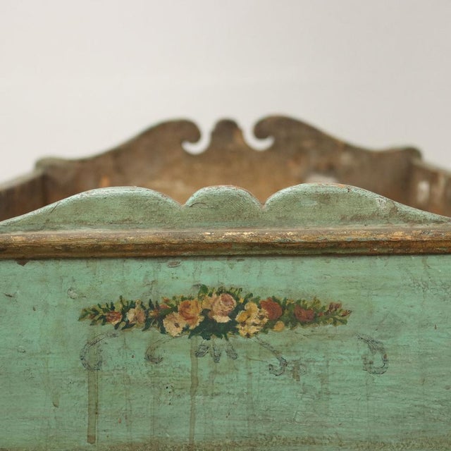 Antique Cradle in Lacquered Wood, Italy, 20th Century For Sale - Image 4 of 9