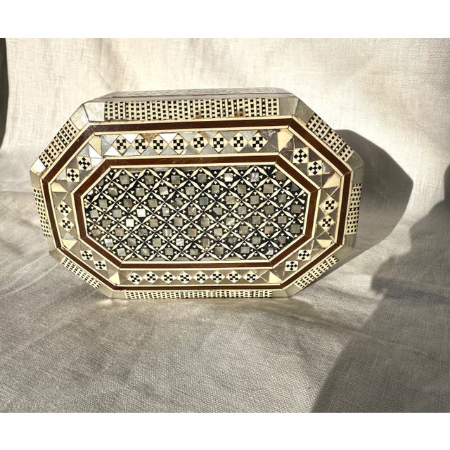 Handmade Egyptian Mother of Pearl Trinket Box For Sale - Image 4 of 7