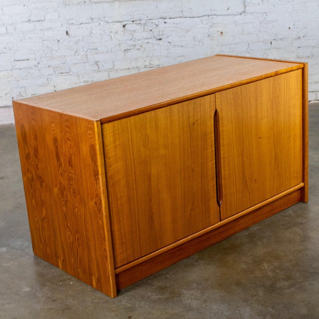 Brown Mid to Late 20th Century Scandinavian Modern Low Teak Storage Cabinet Small Buffet or Credenza For Sale - Image 8 of 18