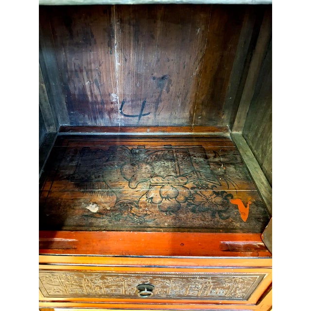 20th-Century Chinese Lacquer Cabinet For Sale - Image 9 of 14
