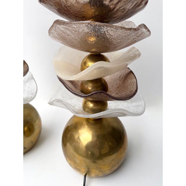 Metal Contemporary Pair of Brass and Murano Glass Flower Lamps, Italy For Sale - Image 7 of 16