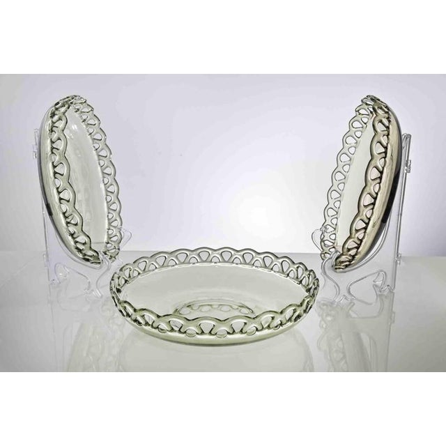 1970s Vintage Art Glass Plates, 1970s, Set of 3 For Sale - Image 5 of 7