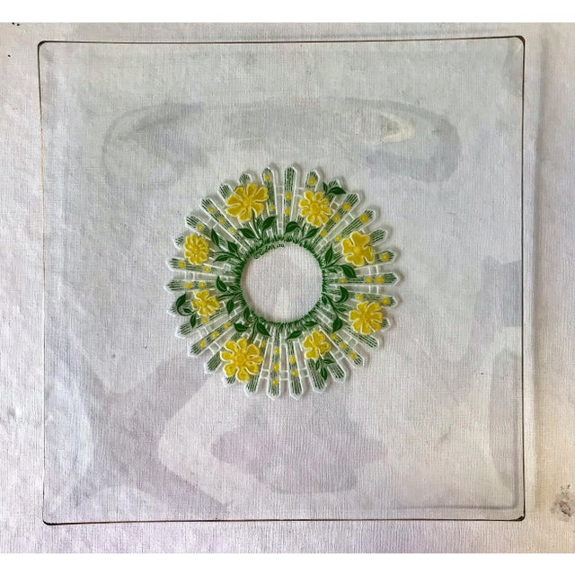 Metal 1960's Culver Square Glass Serving Dish With Daisies and Picket Fence For Sale - Image 7 of 7