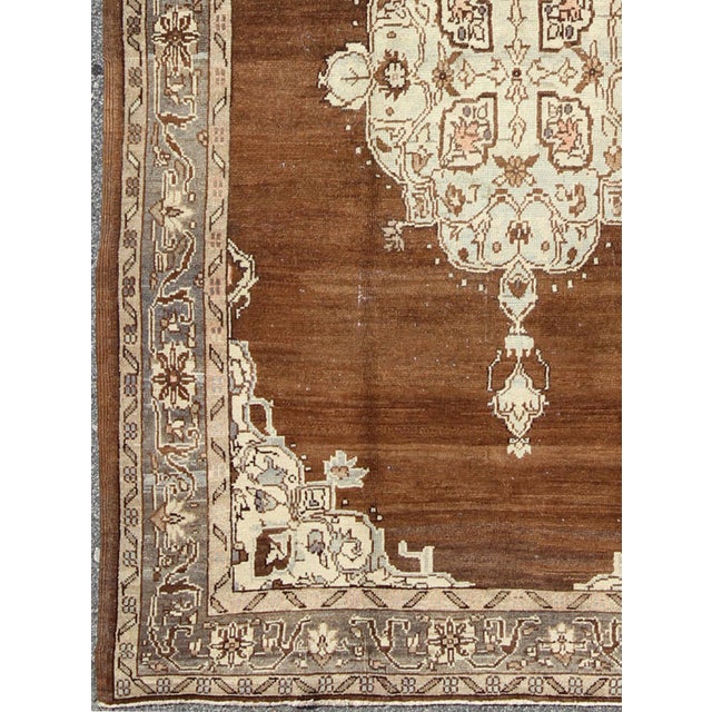 Mid 20th Century Vintage Turkish Oushak Rug With Floral Motifs in Chocolate Brown, Ivory, Taupe 5'7 X 8 For Sale - Image 5 of 8