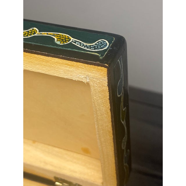 Traditional Hand-Lacquered Olinalá Box, Guerrero, Mexico For Sale - Image 4 of 8