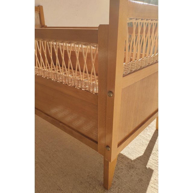 Vintage Children's Bed in Wood with Rattan Trim, 1960s For Sale - Image 4 of 8