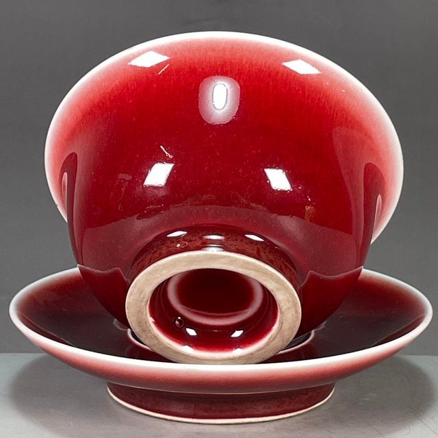 1990s Langyao Red Porcelain Gaiwan Tea Set, Ox‑Blood Red Glaze Teacup With Lid & Saucer For Sale In Los Angeles - Image 6 of 9
