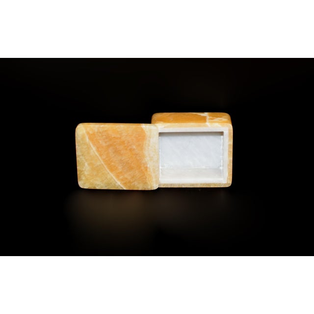 Modern Set of Three Mini Gemstone Boxes Natural Onyx Serpentine Italian For Sale - Image 3 of 17