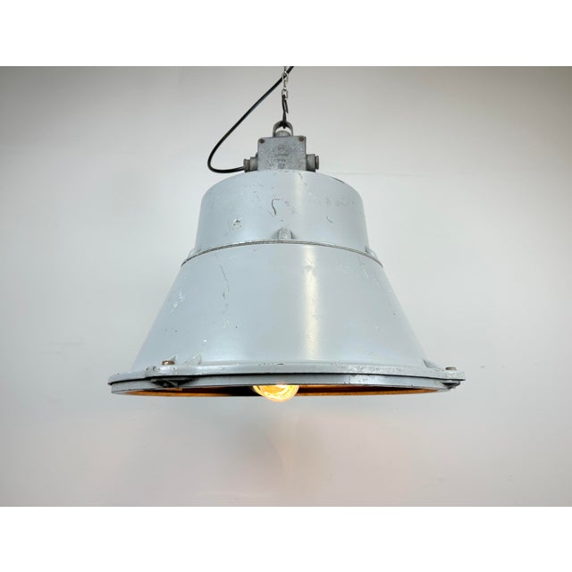 Gray Industrial Polish Cast Aluminium Factory Pendant Lamp from Mesko, 1970s For Sale - Image 8 of 17
