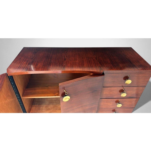 Mid 20th Century Art Deco Italian Sapele Wood Sideboard For Sale - Image 10 of 18