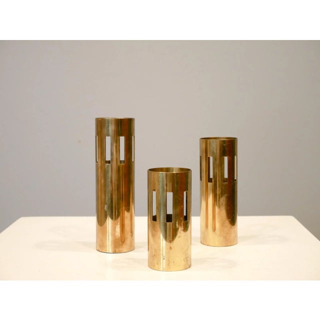 Candlestick for the use of tea light. Makes amazing shadows when lighted. Solid brass so its possible to polish. Sizes...