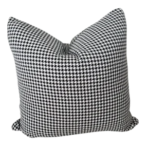 Chella Textiles Como Classico Fabric Pillow Cover