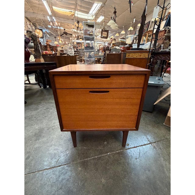 Mid-Century Modern Vintage 1960s Danish Modern Teak Drop-Front Nightstand by Selig For Sale - Image 3 of 9