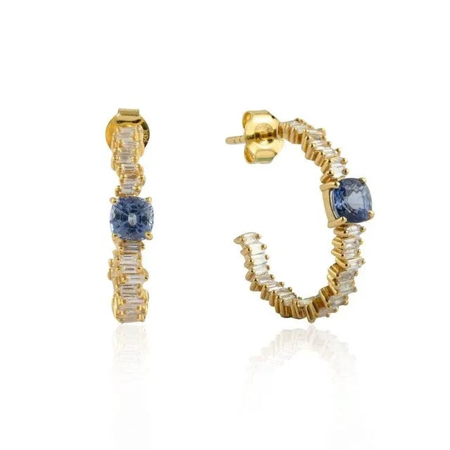 1.35ct Sapphire 14k Gold Inside-Out Hoop Earrings With 66pcs Baguette Diamonds- A Pair For Sale In New York - Image 6 of 12