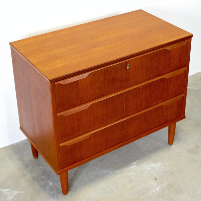 Danish Teak 3 Drawer Dresser / Chest of Drawers / Nightstand For Sale - Image 4 of 9