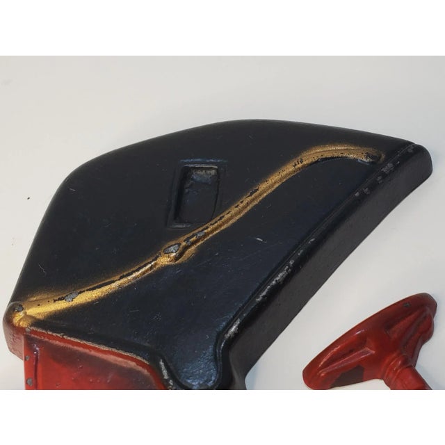 1950s Americana Midwest Products Co. Painted Cast Aluminum 1905 Pierce Arrow Wall Hanging For Sale - Image 5 of 8