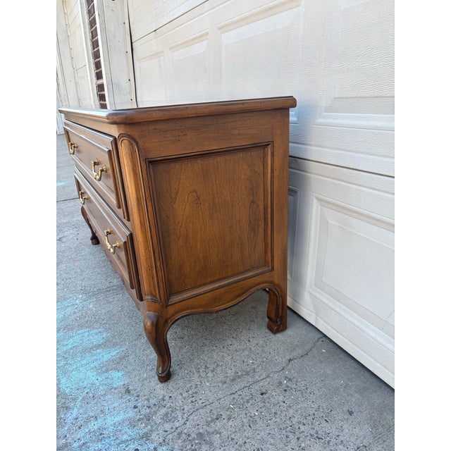 Mid 20th Century French Provincial Walnut Dresser | Lowboy Chest | Louis XV Style Vintage Wood Dresser | Tv Stand | Traditional Bedroom Storage Furniture For Sale - Image 5 of 12