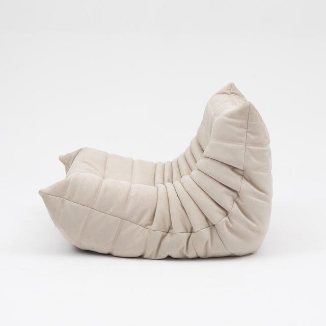 Ligne Roset Vintage Togo Fireside Chair in Soft Ivory Microfibre Restored For Sale In New York - Image 6 of 15